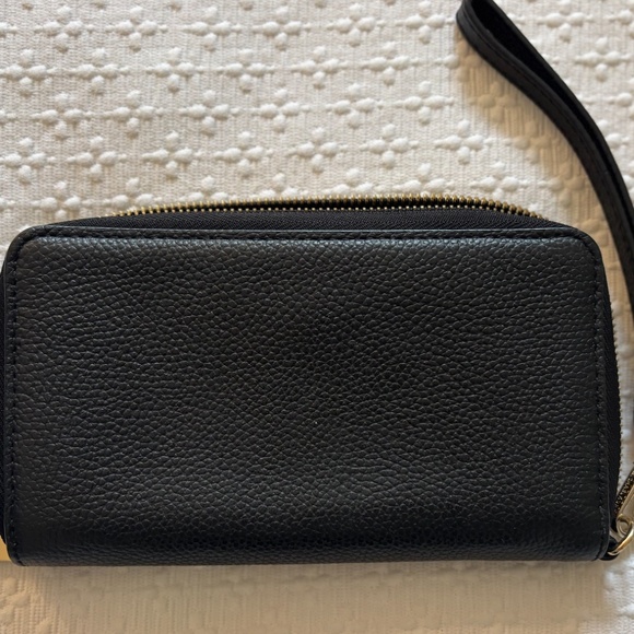 MICHAEL MICHAEL KORS Leather Continental Wristlet - Picture 2 of 5